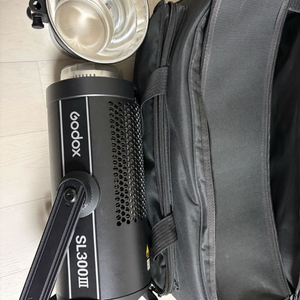 고독스 sl300 III + 접이식 소프트박스 그릴드 이미지