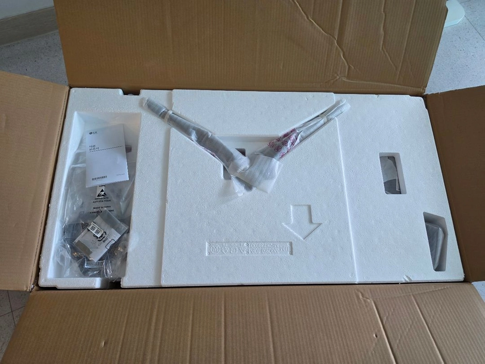 lg 32gq950 모니터 이미지