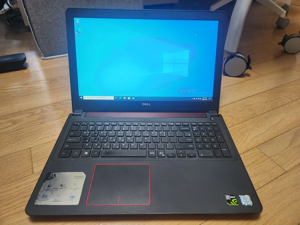 DELL 게이밍 노트북 960M I5 6300HQ 8GB 판매합니다. 이미지