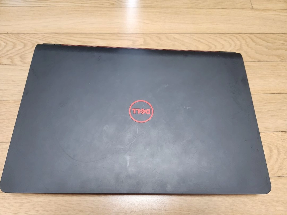 DELL 게이밍 노트북 960M I5 6300HQ 8GB 판매합니다. 이미지