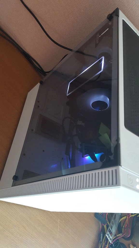 라이젠5 3600 GTX1650 컴퓨터 본체 팝니다 이미지