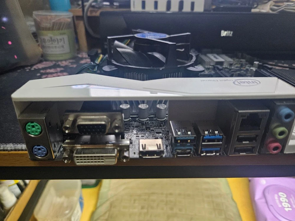 B250M pro4 메인보드 + CPU i3-7100 이미지