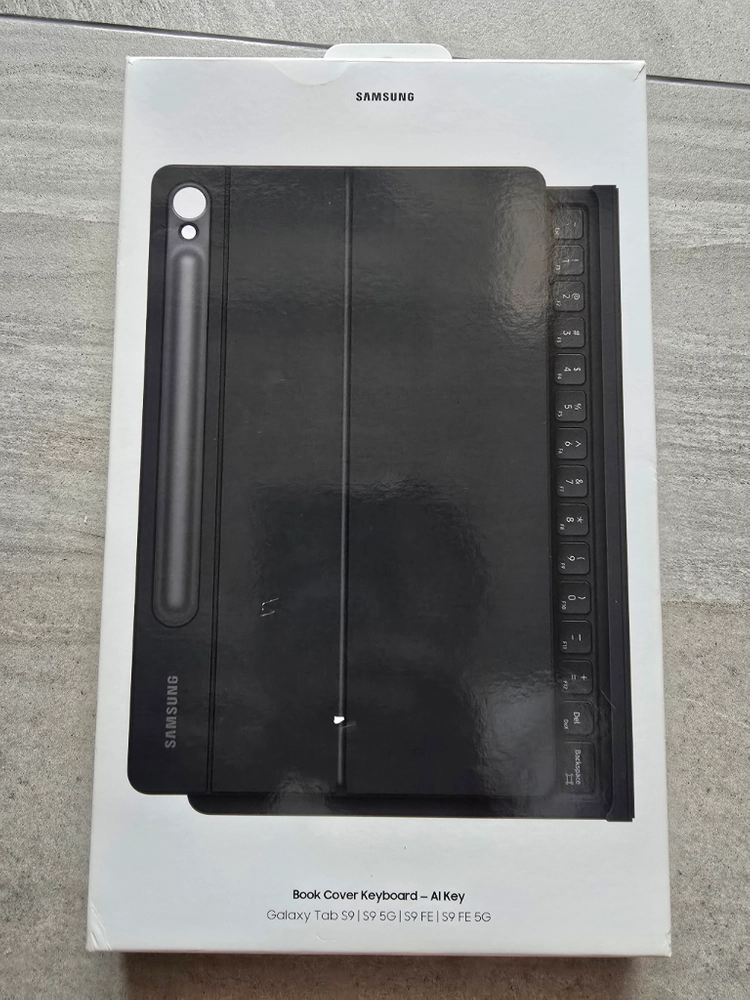 갤럭시탭 S9 FE, S10 FE 북커버 ai 키보드 이미지