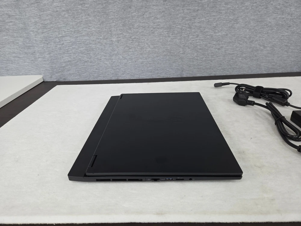 [노트북] 에이서 2025 프레데터 헬리오스 네오 16S AI 코어Ultra9 지포스 RTX 5060블랙 이미지