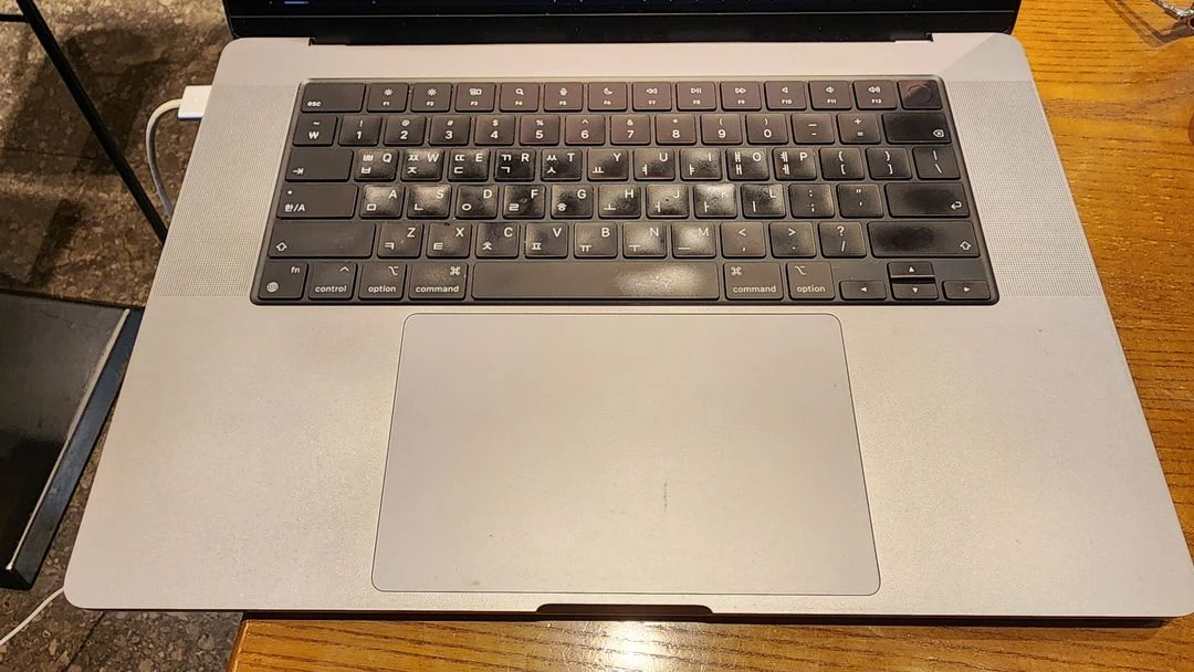 맥북프로 M1 32GB/512GB 이미지