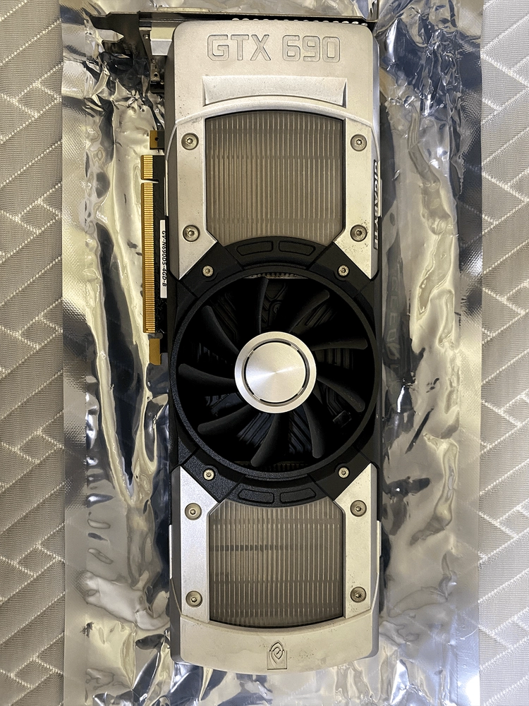기가바이트(GIGABYTE) GTX 690 이미지