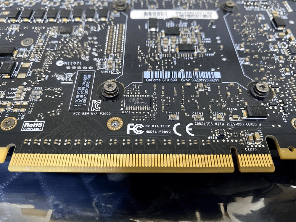 기가바이트(GIGABYTE) GTX 690 이미지