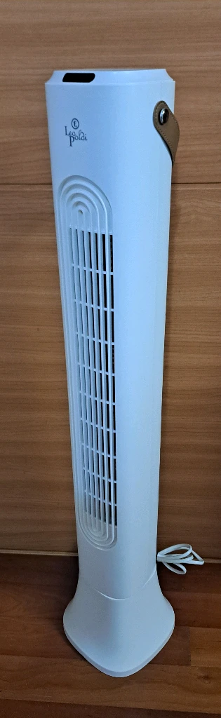 긴 타워형 선풍기 이미지