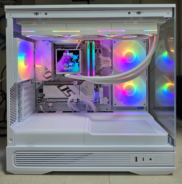 9800X3D , 32기가 반본체 게이밍 고사양 컴퓨터 팝니다 - 안심되는 중고거래