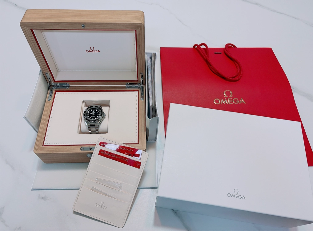 오메가 씨마스터 플래닛오션 42mm 신형 이미지