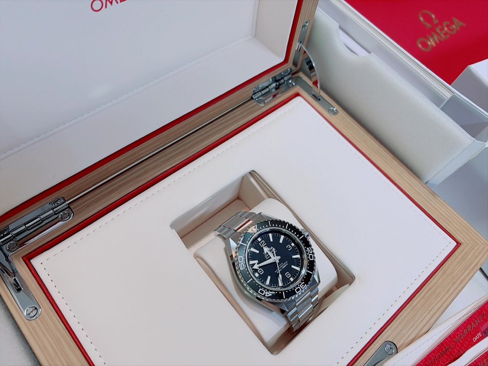 오메가 씨마스터 플래닛오션 42mm 신형 이미지