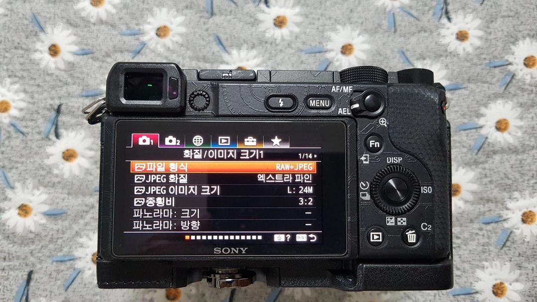 소니 미러리스 카메라 a6400 이미지