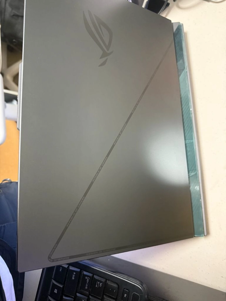 ROG Strix G18 18인치 5060 4060 라이젠9 i9인 제품 판매합니다 이미지