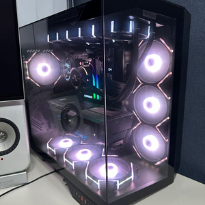 9950X3D / X870E / RTX5080 / G.SKILL 64GB / 데스크탑 팔아요 이미지