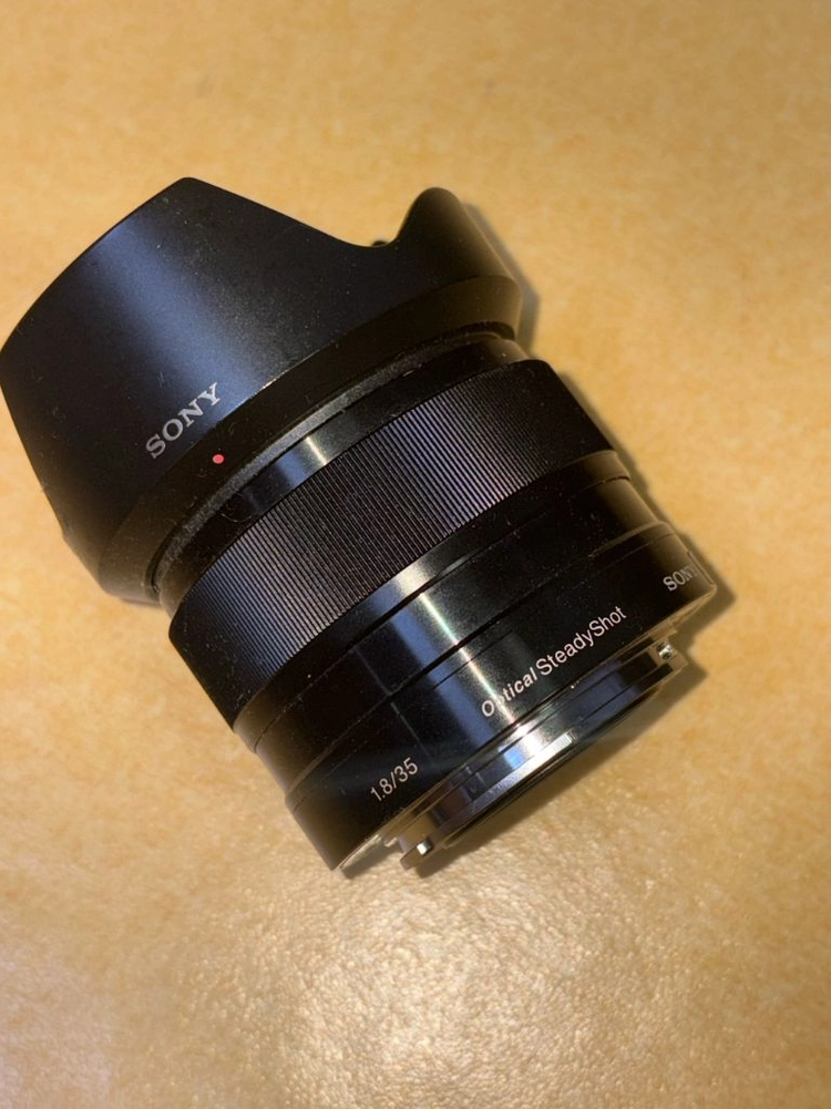 Sony E 35mm F1.8 OSS (SEL35F18) - 안심되는 중고거래