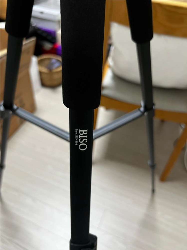 비소(BISO) BS-304 카메라/스마트폰 삼각대 판매합니다 이미지