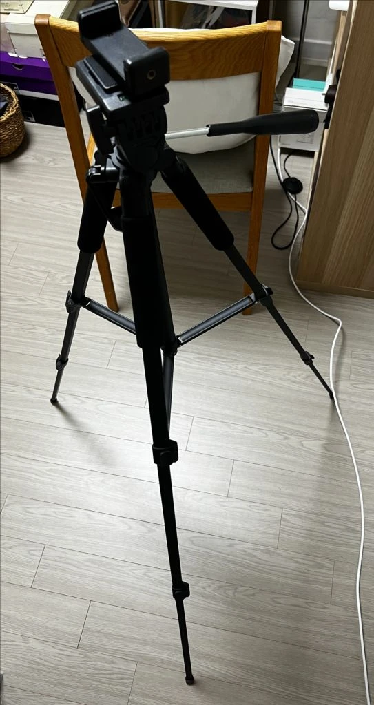 비소(BISO) BS-304 카메라/스마트폰 삼각대 판매합니다 이미지