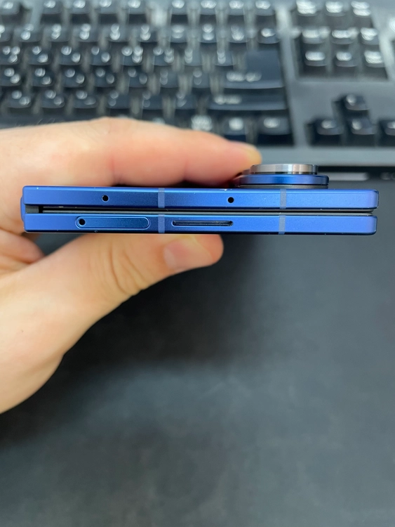 갤럭시Z폴드7 블루 256GB 무잔상 상태좋은 중고127만6천팝니다 이미지
