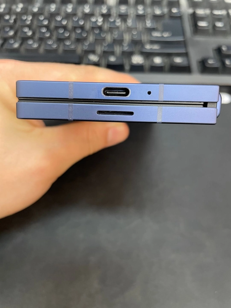 갤럭시Z폴드6 네이비 512GB 무잔상 상태좋은 중고87만팝니다 이미지