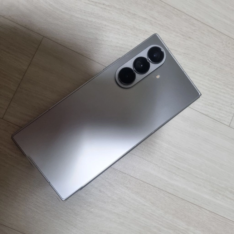 갤럭시 Z 폴드7 256GB 이미지