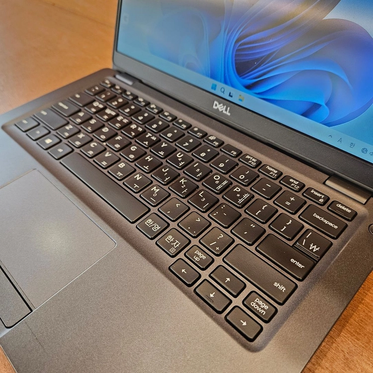 Dell Latitude 5300 i7-8665/32g/512g/13.3인치 노트북 팝니다. 이미지