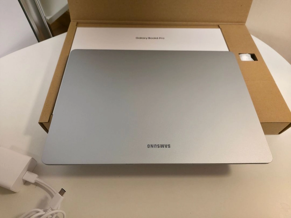 갤럭시북6 프로 14인치 32GB / 512GB 실버 이미지