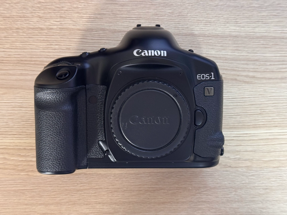 CANON EOS1V 필름카메라 이미지