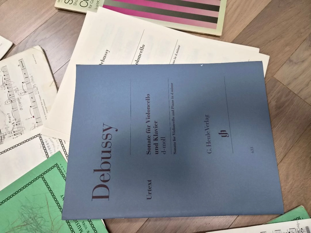 첼로 전공 악보 대량 판매 합니다. 기초악보부터 소나타·협주곡·바흐까지 이미지