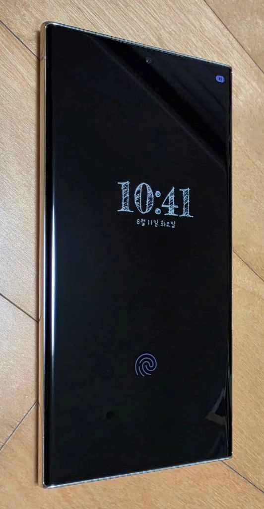 삼성 갤럭시 S23 울트라 크림 색상 512 GB 자급제폰 팔아요 - 60만원 이미지