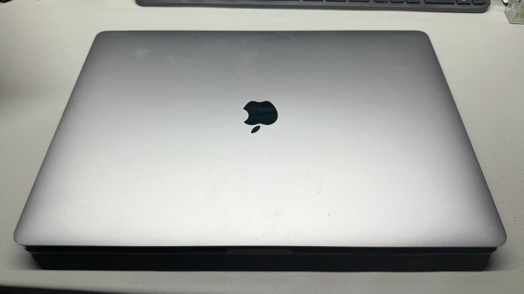 2019 맥북프로 16인치 i9 16gb 1tb 이미지