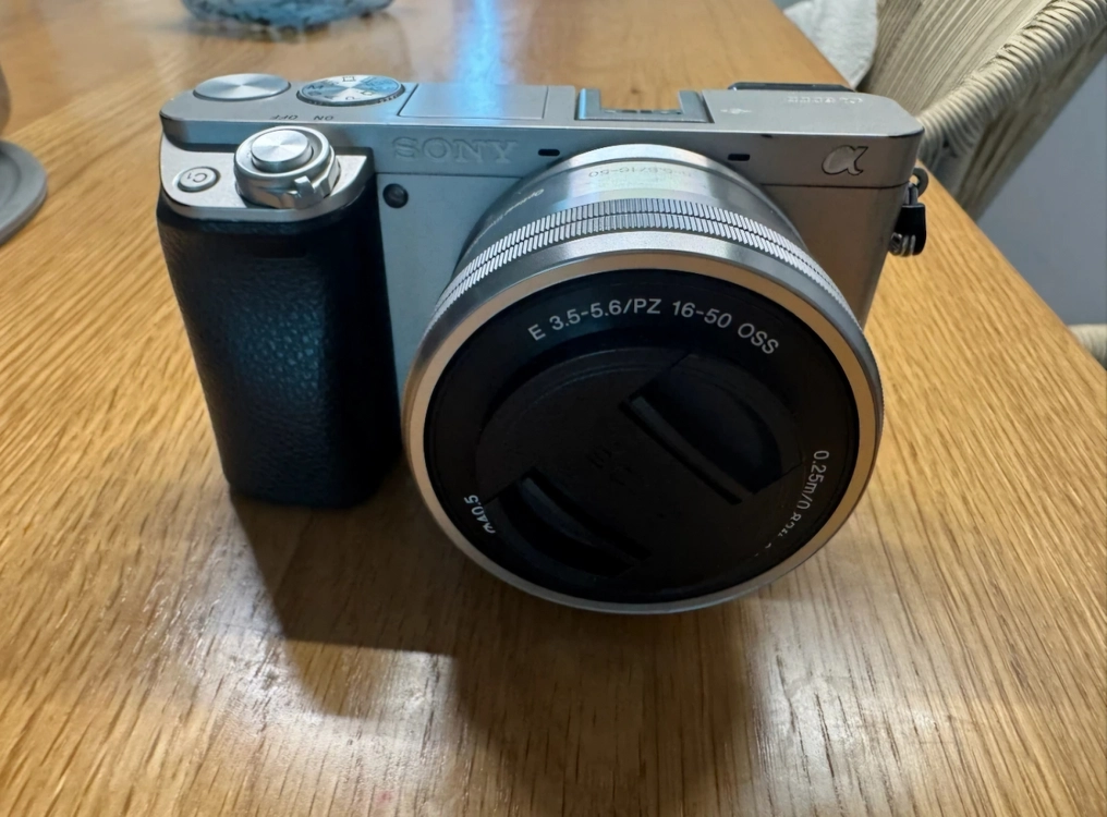 소니a6000 + 24-75mm 렌즈 세트 - 안심되는 중고거래