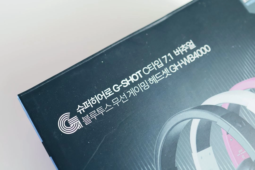 지클릭커 슈퍼히어로 GH-WB4000 화이트 무선 게이밍 헤드셋 이미지