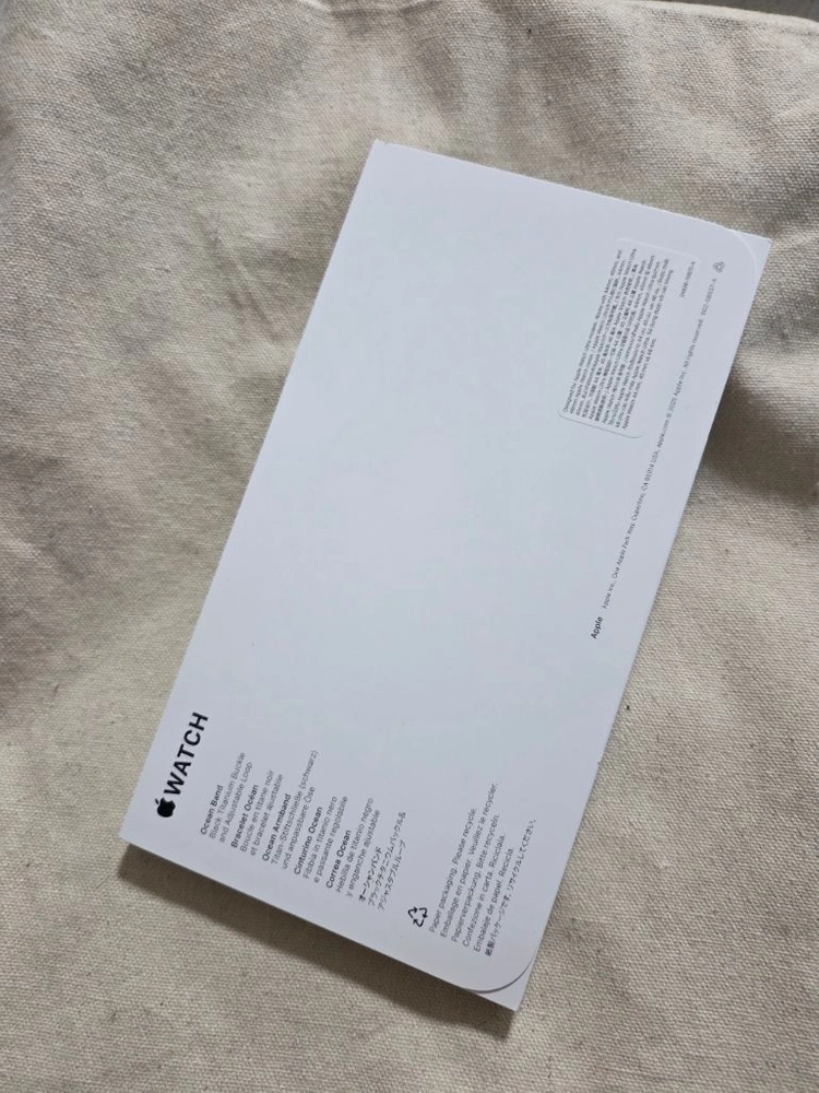 애플워치 미개봉 새제품 블랙티타늄 블랙오션밴드 이미지