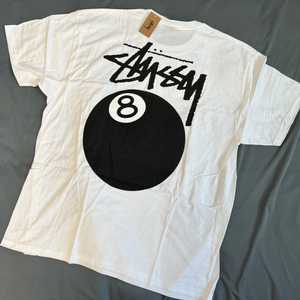 스투시 8볼 반팔 티셔츠 화이트 XL 사이즈 새제품 팝니다. Stussy 반팔티 이미지