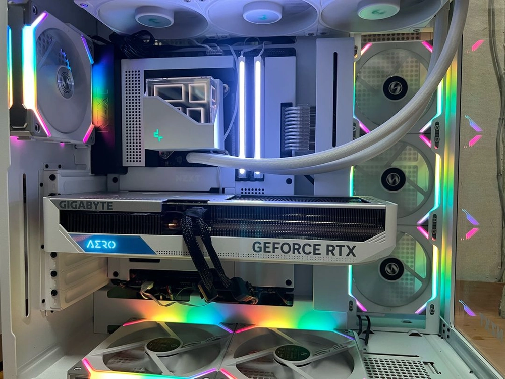 pc 본체 i7 14700K, 64gb, 4070ti, ssd 2tb 이미지