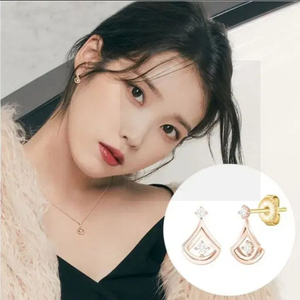 제이에스티나 아이유 14k귀걸이만 판매. 새제품 선물해도 좋아요~ 이미지