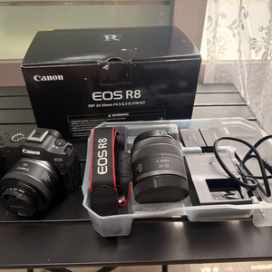 캐논 EOS R8 신품급 풀박스 rf 24-50 , rf50 렌즈포함