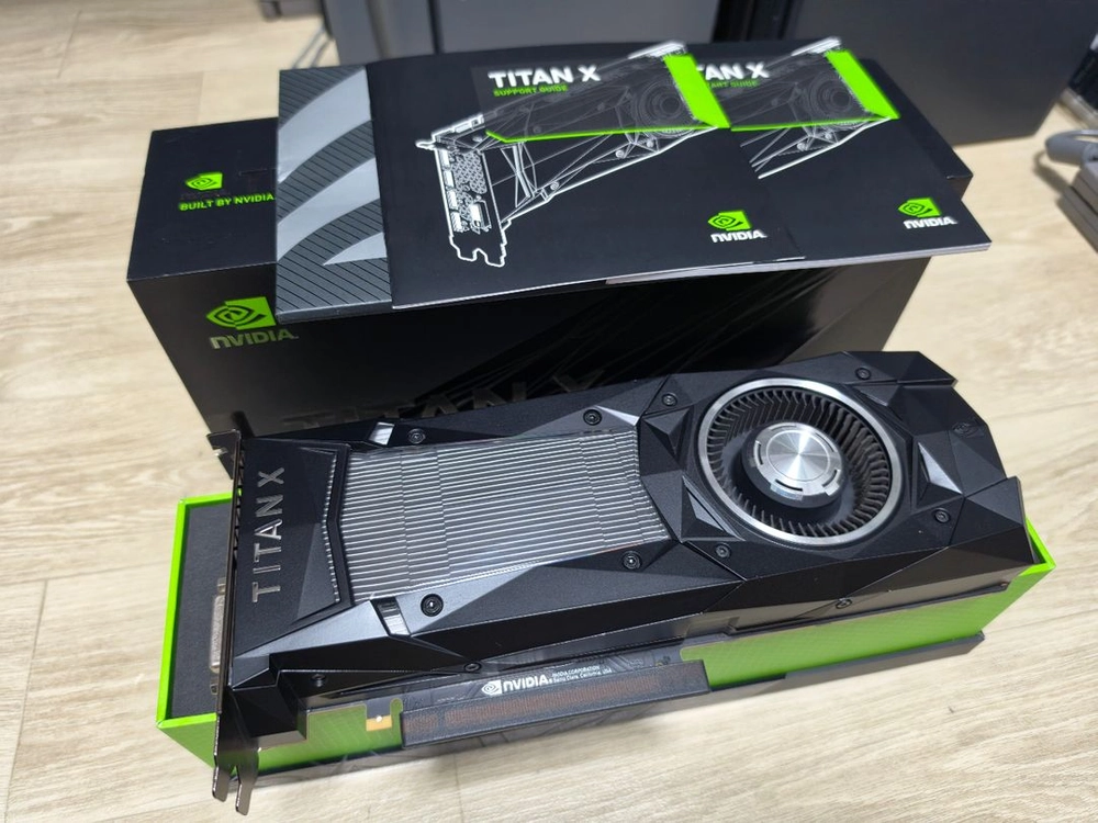 NVIDIA TITAN X (PASCAL) 이미지