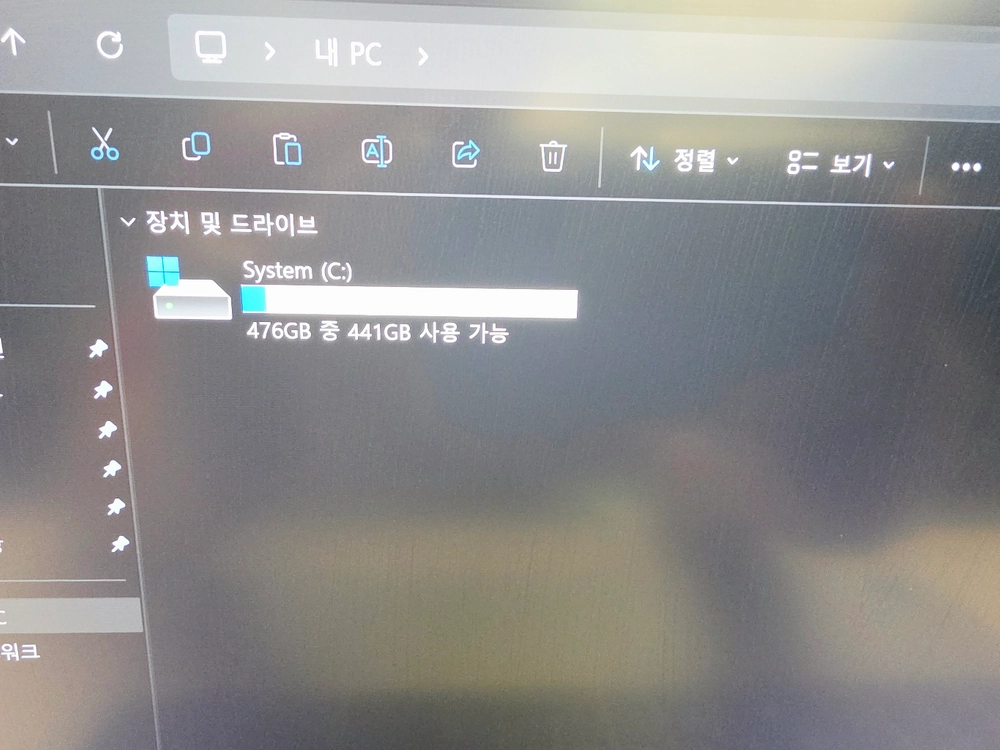 DELL Latitude 5530 노트북 실버 이미지