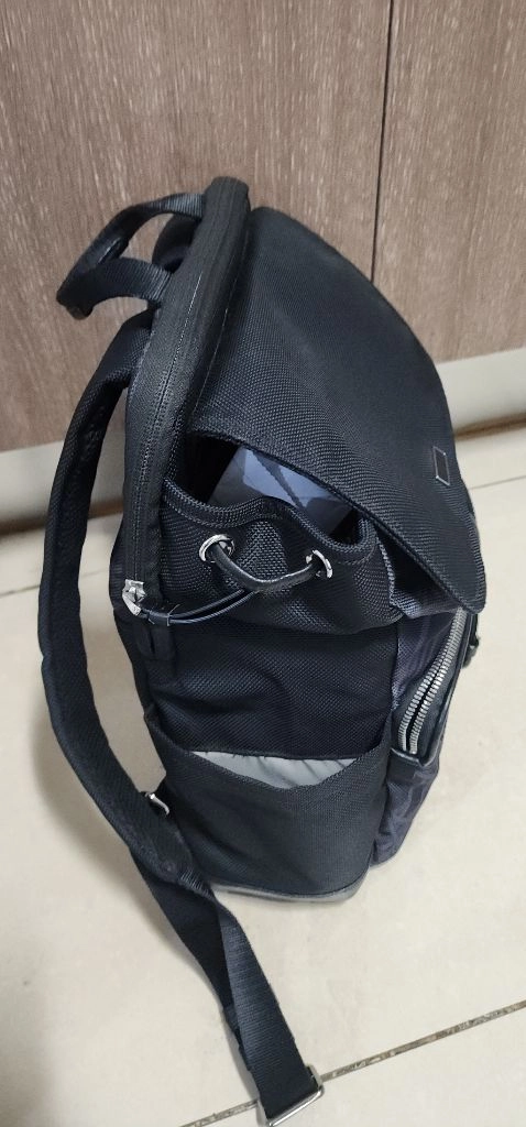투미 여성 플랩 백팩 이미지