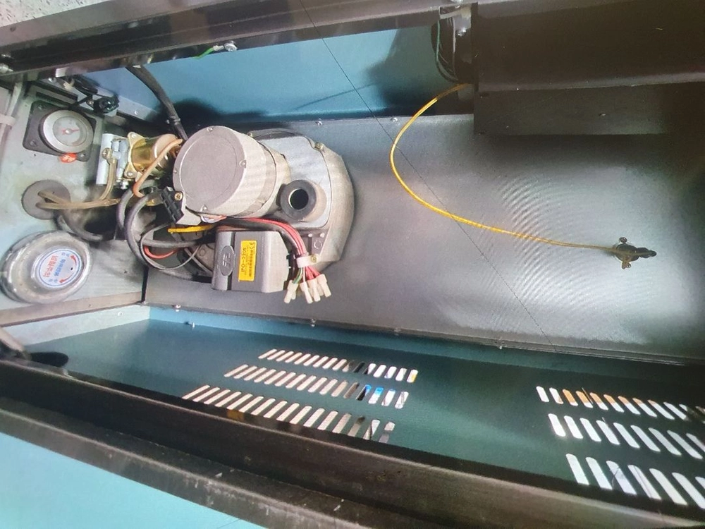 캐로스 원적외선튜브히터 돈풍기 곱창난로 석유난로 열발열량 16000칼로리 이미지