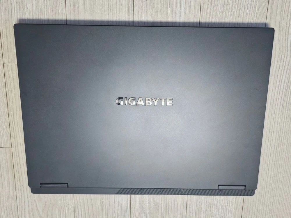 기가바이트 RTX 5070, SSD 1TB, DDR5 16GB 게이밍 고사양 노트북 이미지