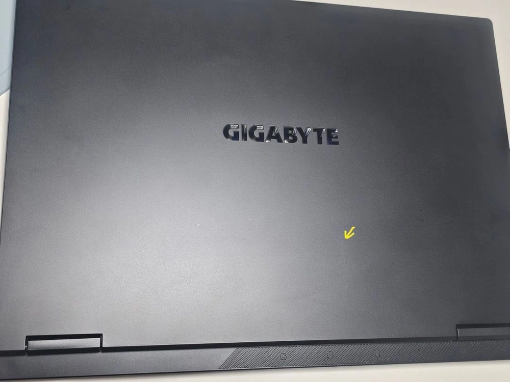 기가바이트 RTX 5070, SSD 1TB, DDR5 16GB 게이밍 고사양 노트북 이미지
