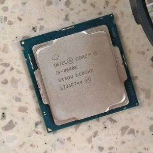 인텔 오버가능 i5 대장 CPU i5-8600K+미개봉 써멀구리스 급처 이미지