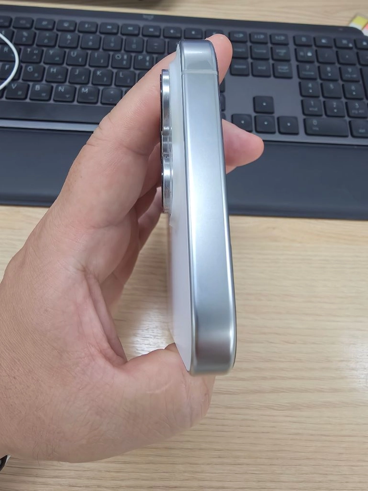 아이폰 16 프로 맥스 실버 256GB 애플케 이미지