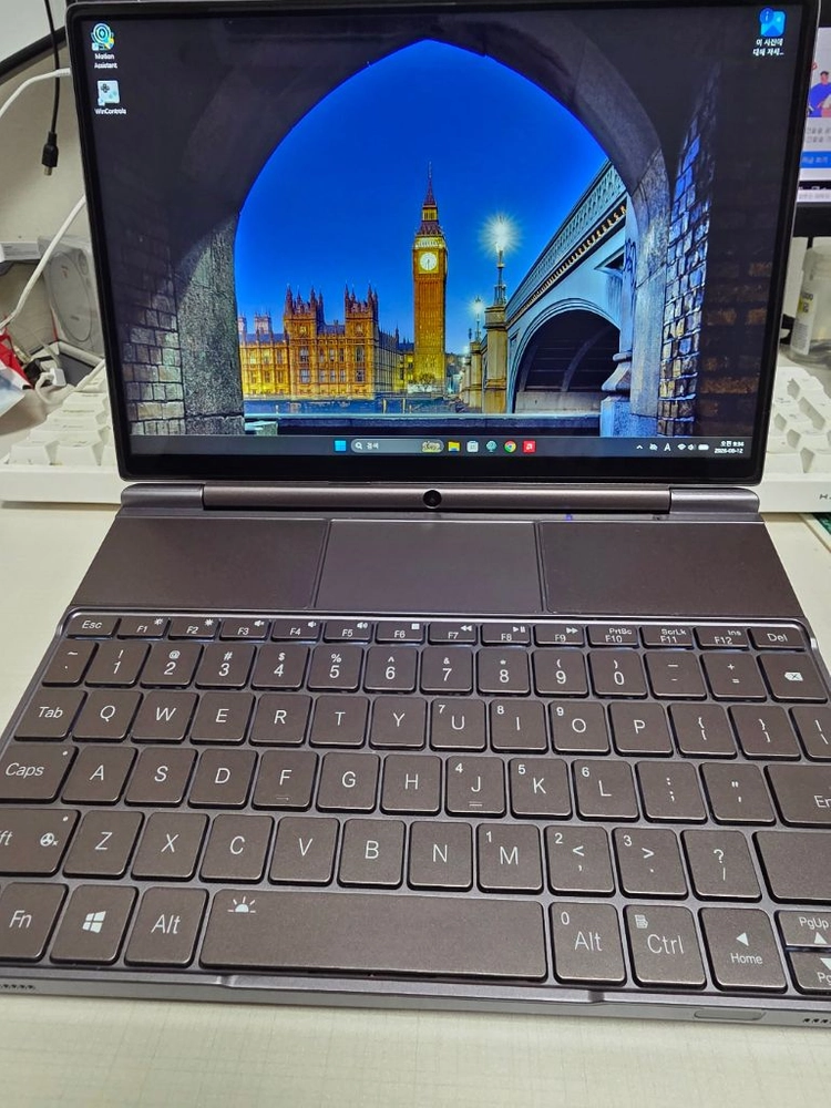Gpd winmax2 윈맥스2 7840 2tb 판매합니다 이미지