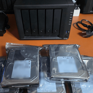 시놀로지DS1522+서버용 HDD MG 30TB 30테라 이미지