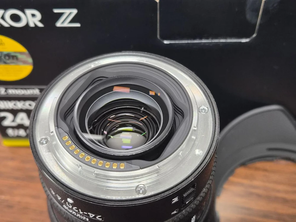 니콘 Z 24-120mm f/4 S 렌즈 이미지