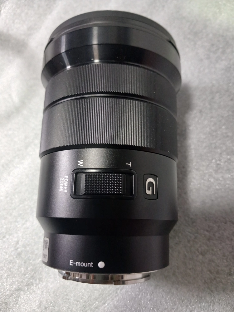 Sony 미러리스 e 마운트용 18-105 f4 렌즈 이미지
