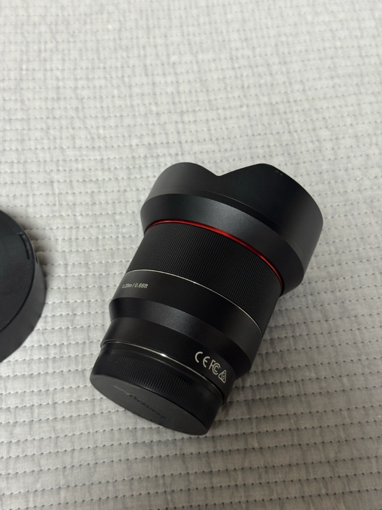 14mm F2.8 소니 마운트 광각 렌즈 이미지